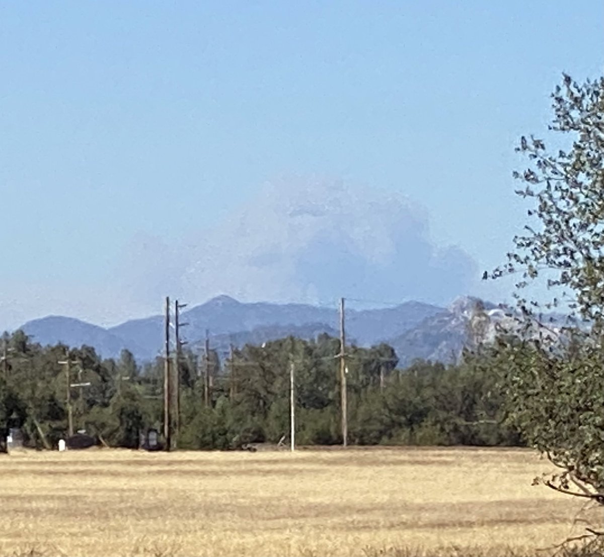 #MillFire #SiskiyouCounty from Redding air attack base... what a beast 🫤