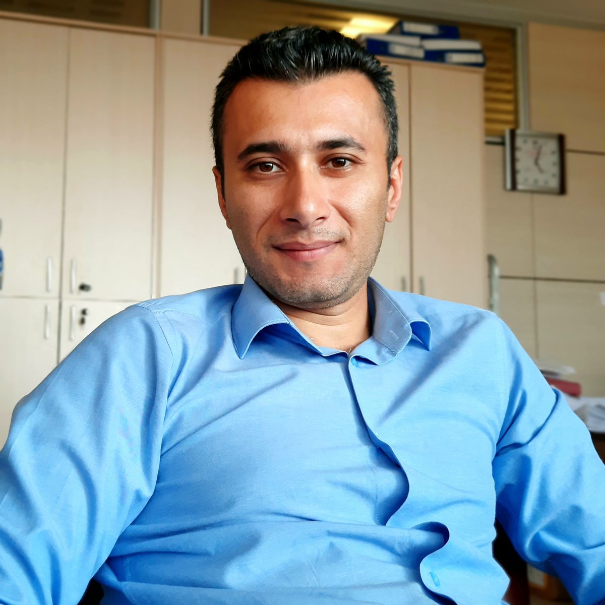 vefakaya's tweet photo. "Hak ile sabır dileyip, bize gelen bizdendir.
Akıl ve ahlak ile çalışıp, bizi geçen bizdendir".

AHİ EVRAN VELİ https://t.co/XKt3kkK6dN