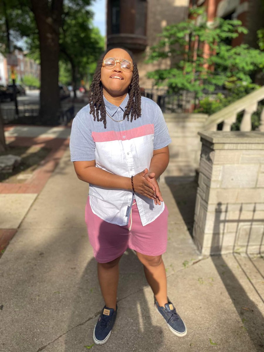 PhaitheNorman's tweet photo. Always #smile #chicago #summerchi #lgbt #studs https://t.co/clHv89fHh5