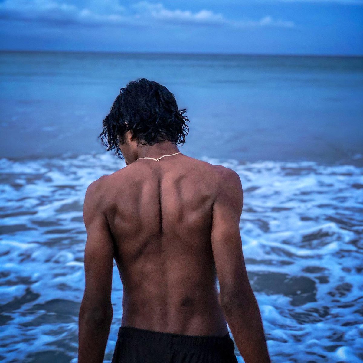 ChalithWicky's tweet photo. Wild and free, just like the sea. 🌊
#beach #BBNaija #PAKvHK #RingsOfPower #HarryStylesLoveOnTour #bb24 #LateLate #AliaBhatt #GroovyMono𓃵 #PAKvHKG #LateLateShow #BeautyTukura𓃵 #gym #body #beachlife #vacation #summer #SummerVibes https://t.co/xcCVfJ7wKS