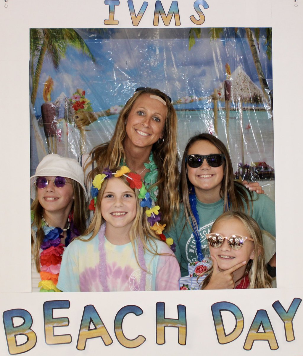 tera1405's tweet photo. In the words of my good friend Ice Cube, it was a good day! #BeachDay #ivms 🏝 ps my best friends have some pretty cool kids!😎 https://t.co/ULyLRJIx8v