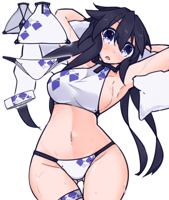 凪夏の新しい水着なやーつ(これ乳輪出るよなぁと日和って若干布地増やしたヤオ 