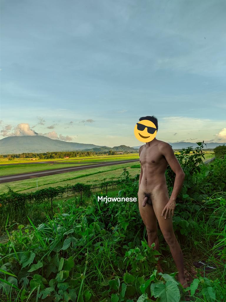MrJawanese's tweet photo. Suasananya Tenang dan damai https://t.co/vQAJMYf6si