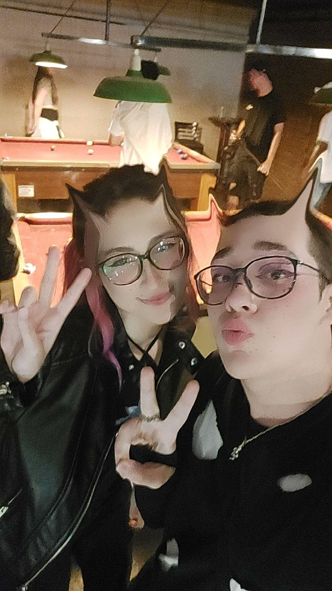 uiuziu_'s tweet photo. hj eu conheci a minha streamer favorita, ela é simplesmente incrível 💕 https://t.co/OqVzMeDPpU