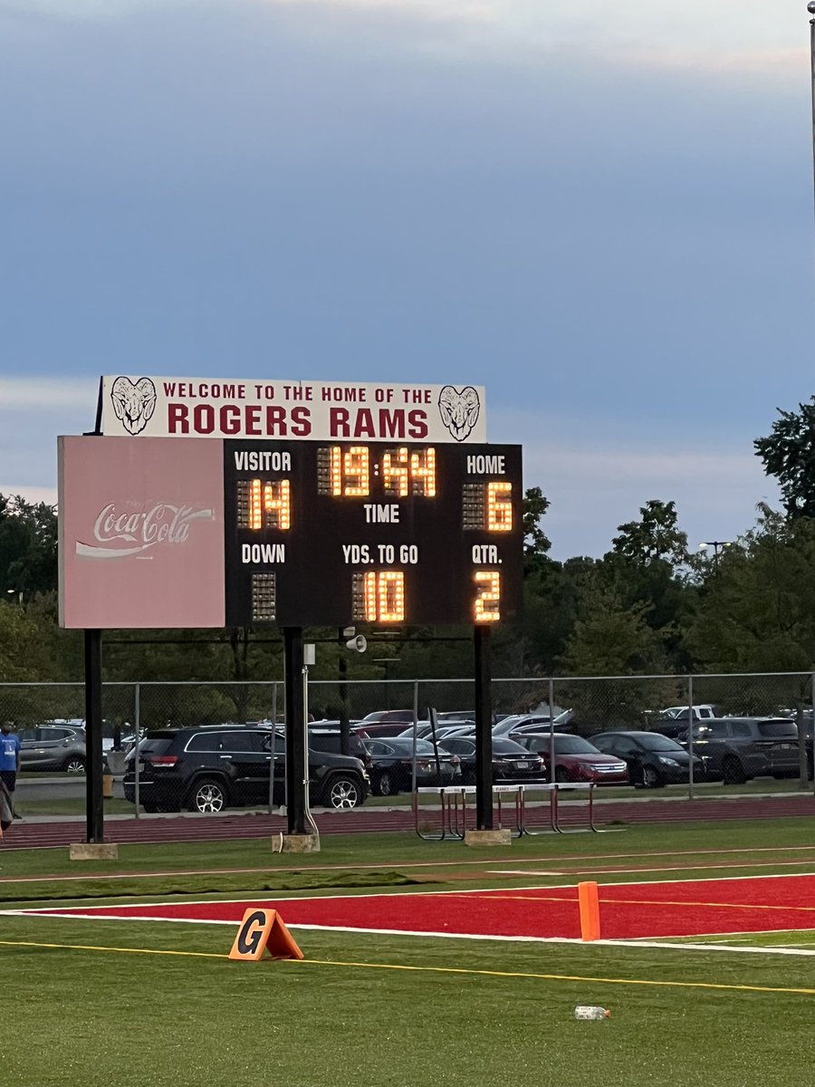 swantonsports's tweet image. Score at the end of the half!🏈

Swanton- 14
Rogers- 6
#letsgodogs