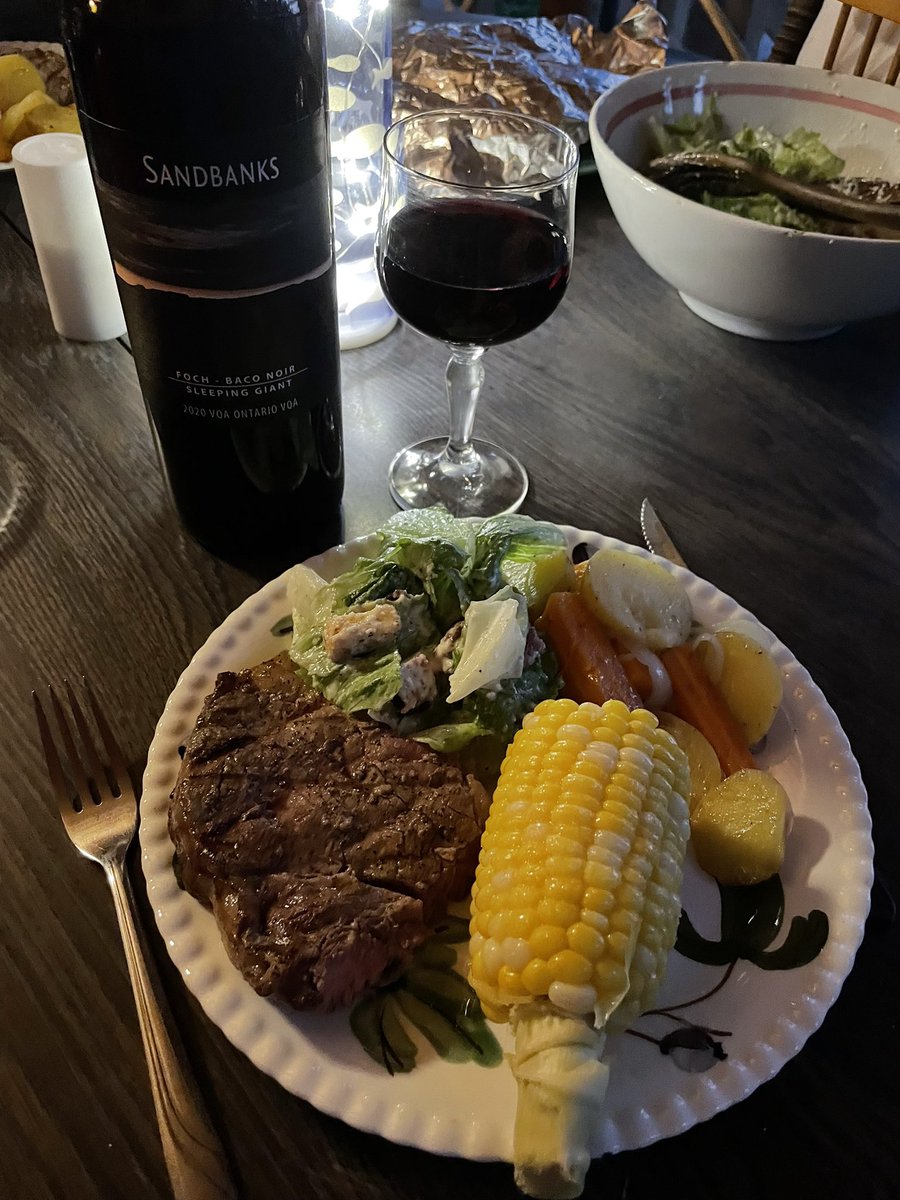 Shered04's tweet photo. Tonight’s meal brought to you by East Central Ontario. #Leahyfarm https://t.co/rtEKnGXJ7w