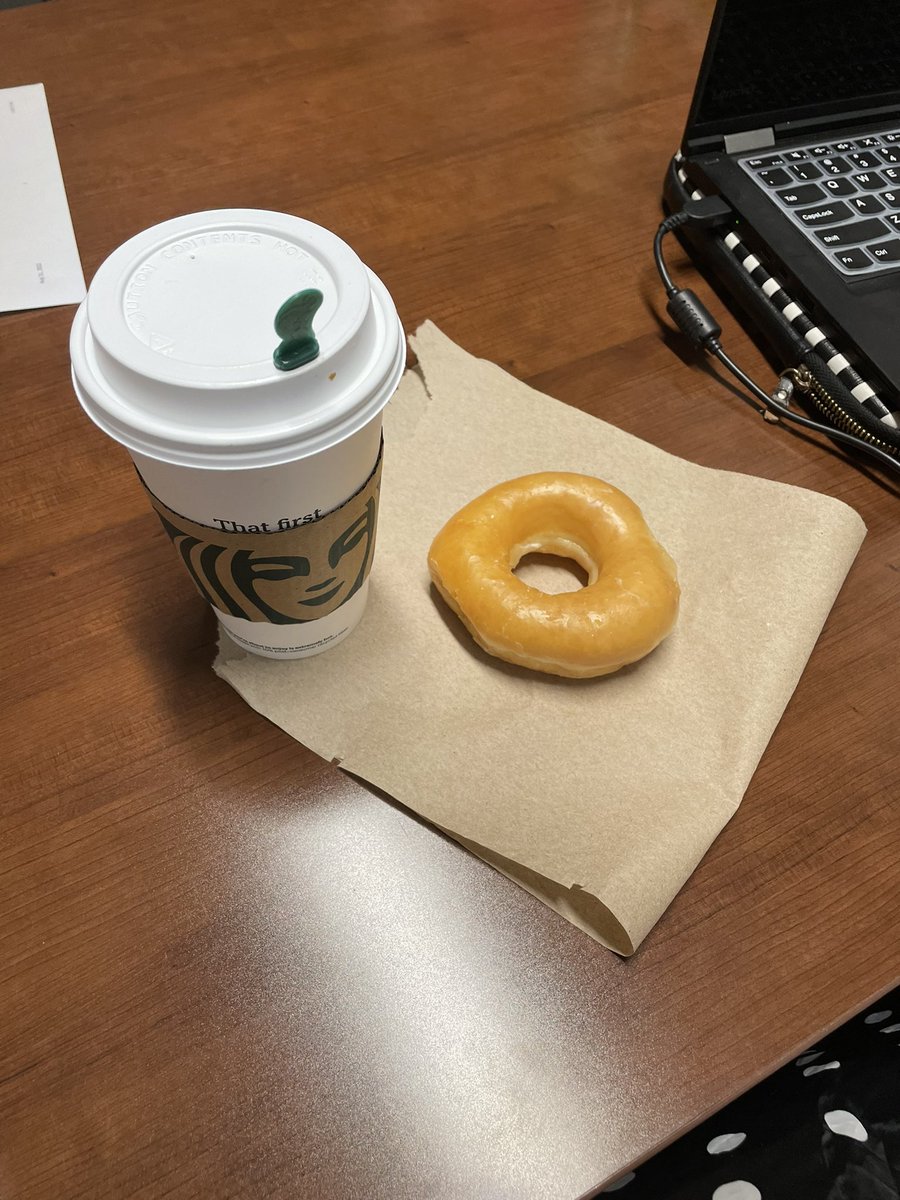 MrsRAustin's tweet photo. How do you make Friday even better??? Add Starbucks and donuts!! Thank you #MsFoster #MsMartin @CFISDEmmott Kinder for my sweet treat!!! #CFISDspirit #EaglePride 💫🦅❤️🙌 https://t.co/w1r9J8BCEo