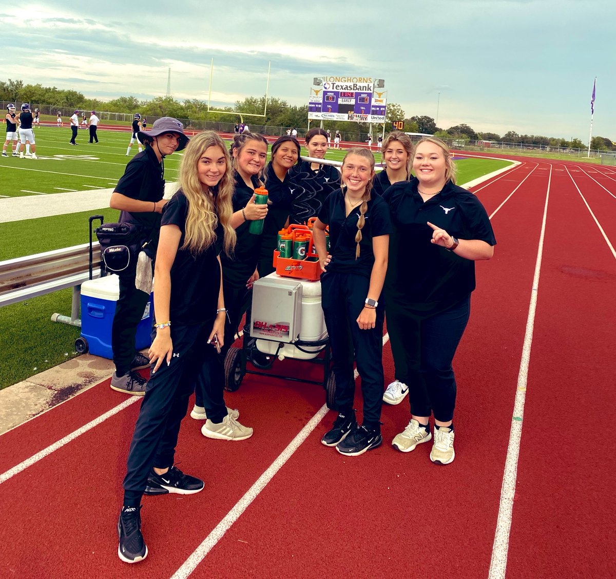 EarlySportsMed's tweet photo. Ready for the first home game #holdfast https://t.co/EqwfJtYhzI