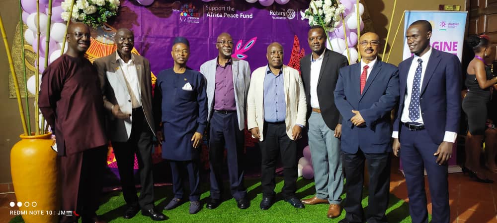 rcmx88's tweet photo. Friday, 2nd September 2022 - Speke Resort, Munyonyo @spekeresort at a fundraising Rotary International Peace Concert - our lasses, our lads, our ladies and our very distinguished gentlemen in attendance for a noble cause #APeaceConcert @Rotary https://t.co/jUQlpVEqTP