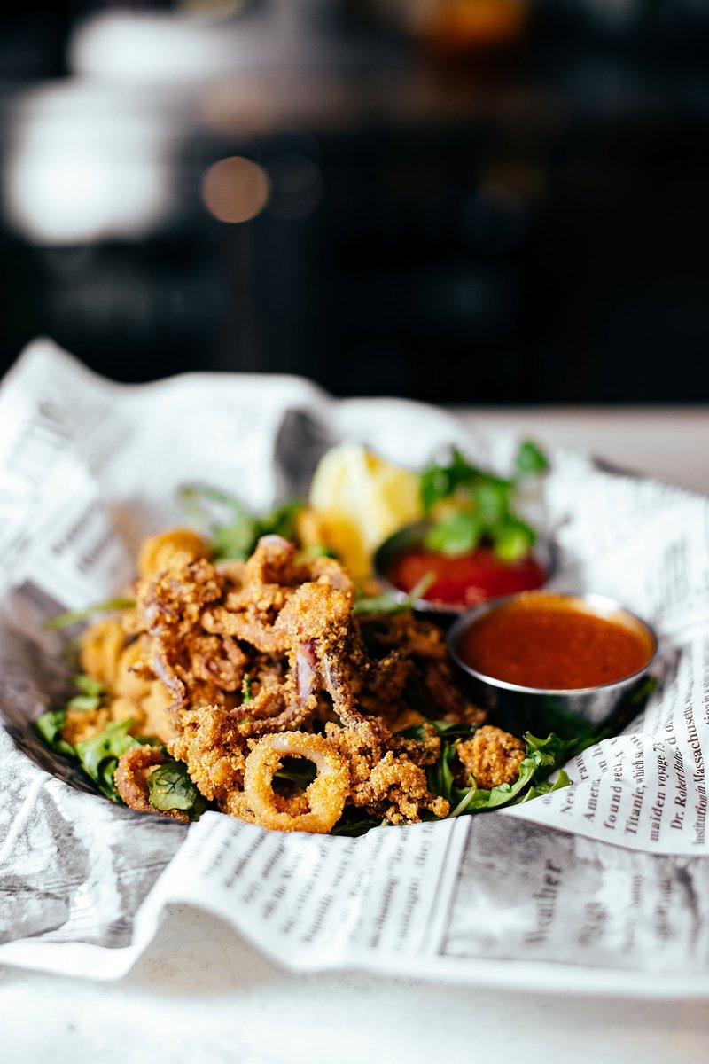 Rexsseafood's tweet photo. FRIED CALAMARI. Hand cut, hand breaded, and served with house marinara sauce https://t.co/vXrD6Rxpah