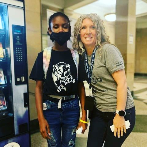 PSduPontMS's tweet photo. Building relationships. Connecting. Showing school spirit. #pspantherpride. #psmakinghistory https://t.co/eC8CmmDHwq