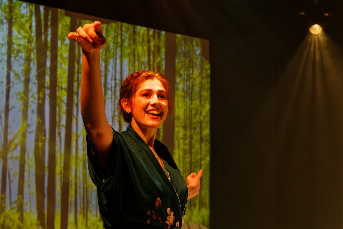 4-star review from <a href="/SusanElkinJourn/">Susan Elkin</a> | Persephone | @arrowsandtraps <a href="/BrocJackTheatre/">Jack Studio Theatre</a>  sardinesmagazine.co.uk/review/perseph… via @SardinesMag