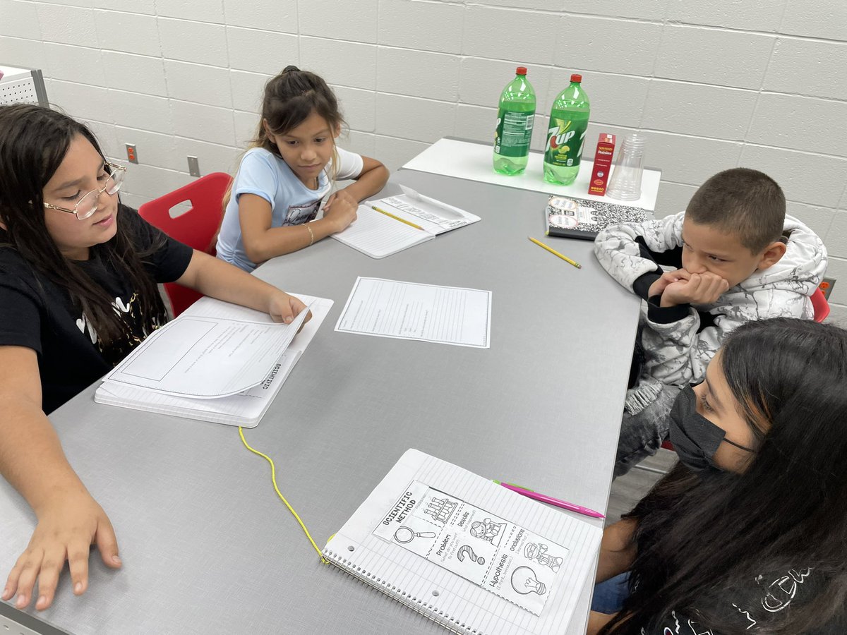 monica_torres21's tweet photo. Implementing the Scientific Method along with our MATTER hands-on activities. #TravisSTEM #TravisILC @Garcia3Diana @MrsAlmaGonzalez https://t.co/T49LmAEabU