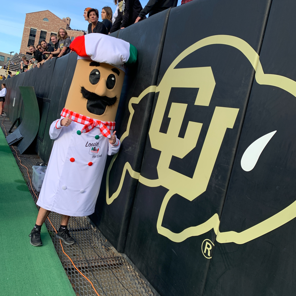 As the Official Sausage of the CU Buffs we wish them the best first game! Tag us with your Brat in hand at your next CU Buffs game! SKO Buffs! 🏈🌭 #SKOBuffs