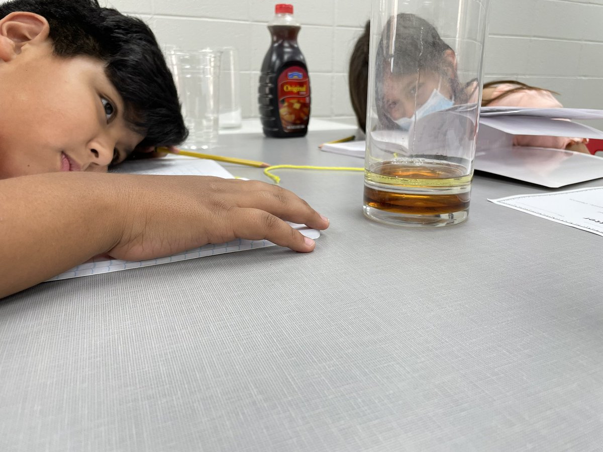monica_torres21's tweet photo. Implementing the Scientific Method along with our MATTER hands-on activities. #TravisSTEM #TravisILC @Garcia3Diana @MrsAlmaGonzalez https://t.co/ayCd3RCkn3