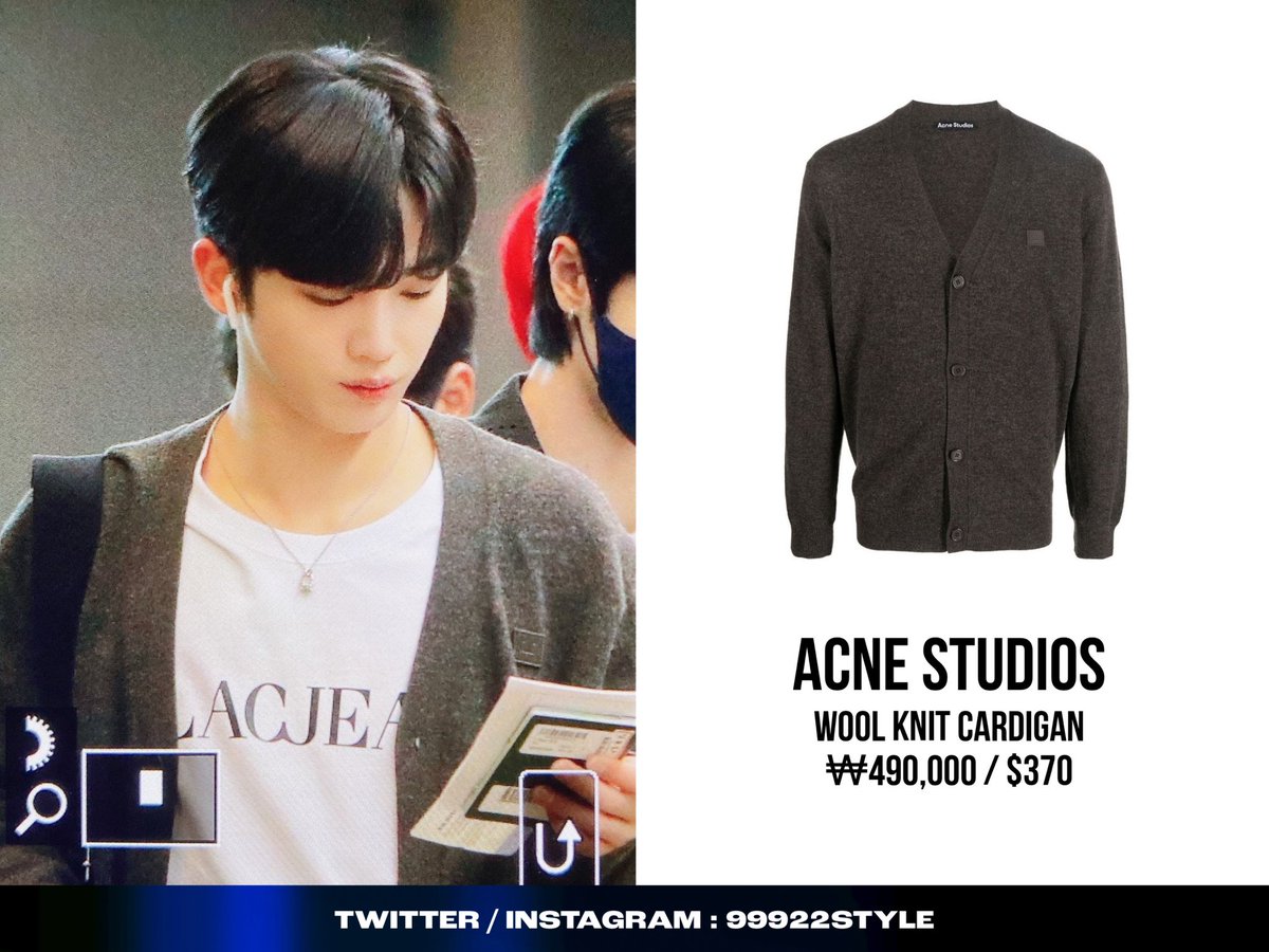 99922style's tweet photo. #99922STYLE

220903 Incheon Airport Departure 인천공항 출국 🛫

ACNE STUDIOS
- Wool Knit Cardigan

PLAC
- Plac Jeans Basic Logo T-Shirt White

AXEL ARIGATO
- Dice Lo Sneaker

©fate_yh, DYNN_0922 

#KIMYOHAN #WEi #김요한 #위아이 @WEi__Official https://t.co/9yKn0d9jJm