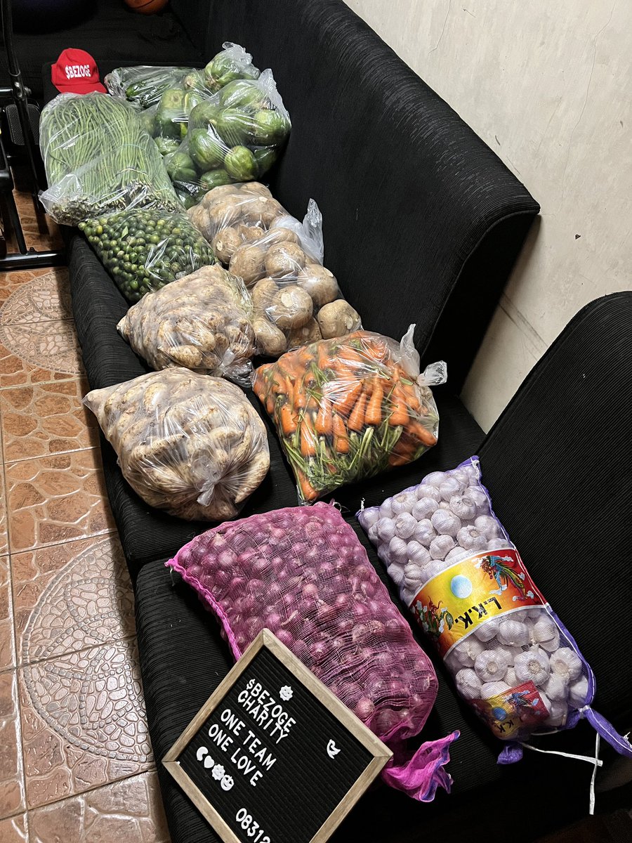 Ernesto4Bezoge's tweet photo. our 9th of 9 #Bezoge Charity event this August, we have donated veggies and fruits, gcash money to Missionaries of Charity, Home of Joy For The Sick Children. Thanks to our major donor for this month, Matt Blom and Mystery Donor for additional fund.  @bezoge to the moon! 🚀🚀🚀 https://t.co/O7sXON2AS2