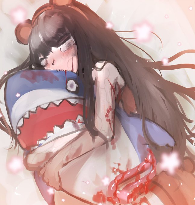 ゾンビガール/Zombie Girl
サメのぬいぐるみ、抱き心地が良い
Holding a shark doll is really comfortable 