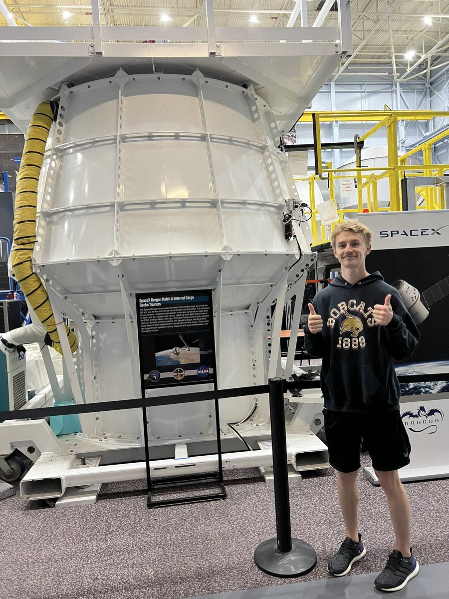 MasonMault's tweet photo. Day trip to @NASAKennedy . Had a lot of fun being an astronaut with @AnnikaCitron https://t.co/LAyqXFXERc