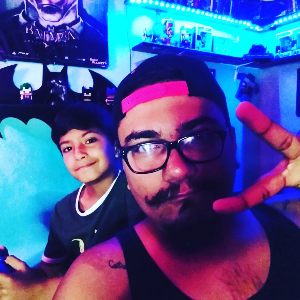 VANKILLER's tweet photo. Noche de @FallGuys_ESP con @eliansaurio 

Vénganse al stream en #twitch

https://t.co/nITRpxI5gK

#Vankiller #fallguys #fallguysgame #fallguysultimateknockout #twitcher #twitchstreamer  #twitchstream #envivo #directo #xbox #xboxgamepass #gamer #Videojuegos #videogamews #gamerguy https://t.co/xmn69QHQFR
