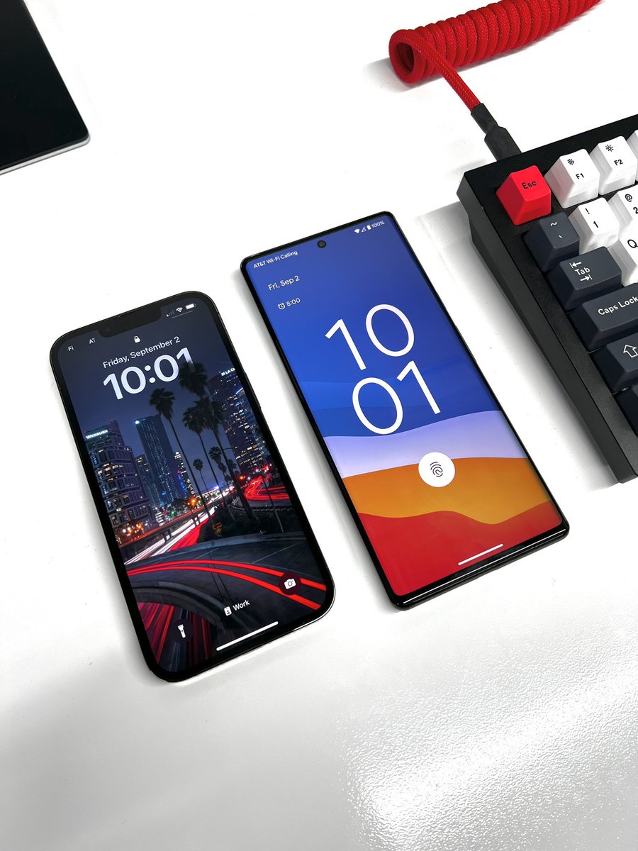 Hypejudge's tweet photo. iOS 16 &amp; Android 13
🔒 Screen
Opinion?
#iOS16 #android13 https://t.co/4imwSazm94
