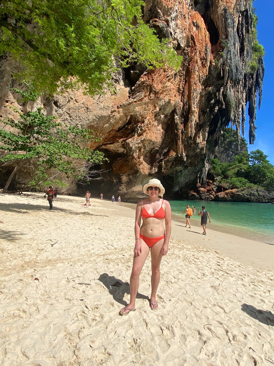 jaymi_webster's tweet photo. Take me back to sunshine and white sandy beaches!
#Krabi #solotravel #beach https://t.co/GFKiWYlmNN