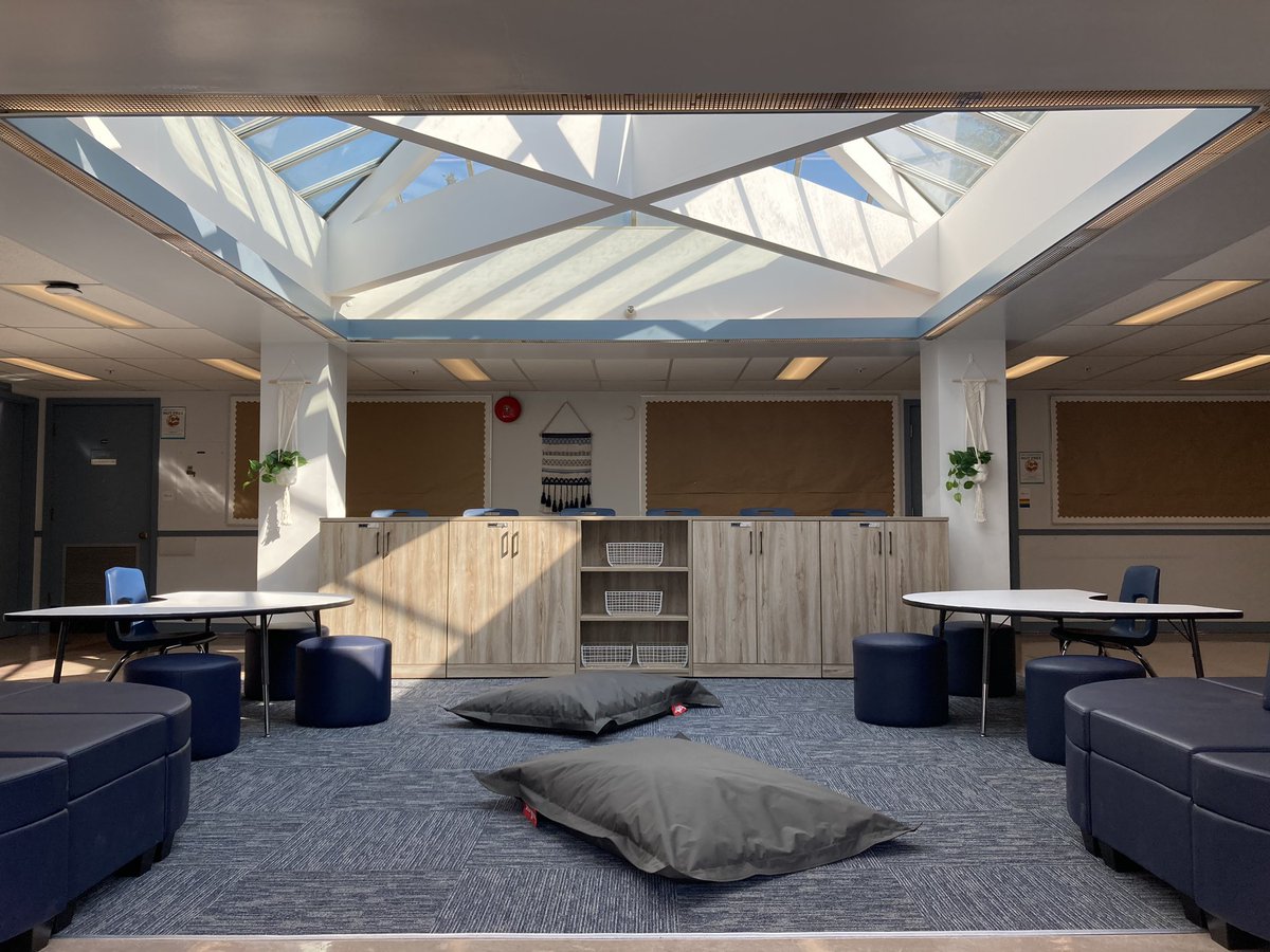 Hollyburn Elementary School tweet media