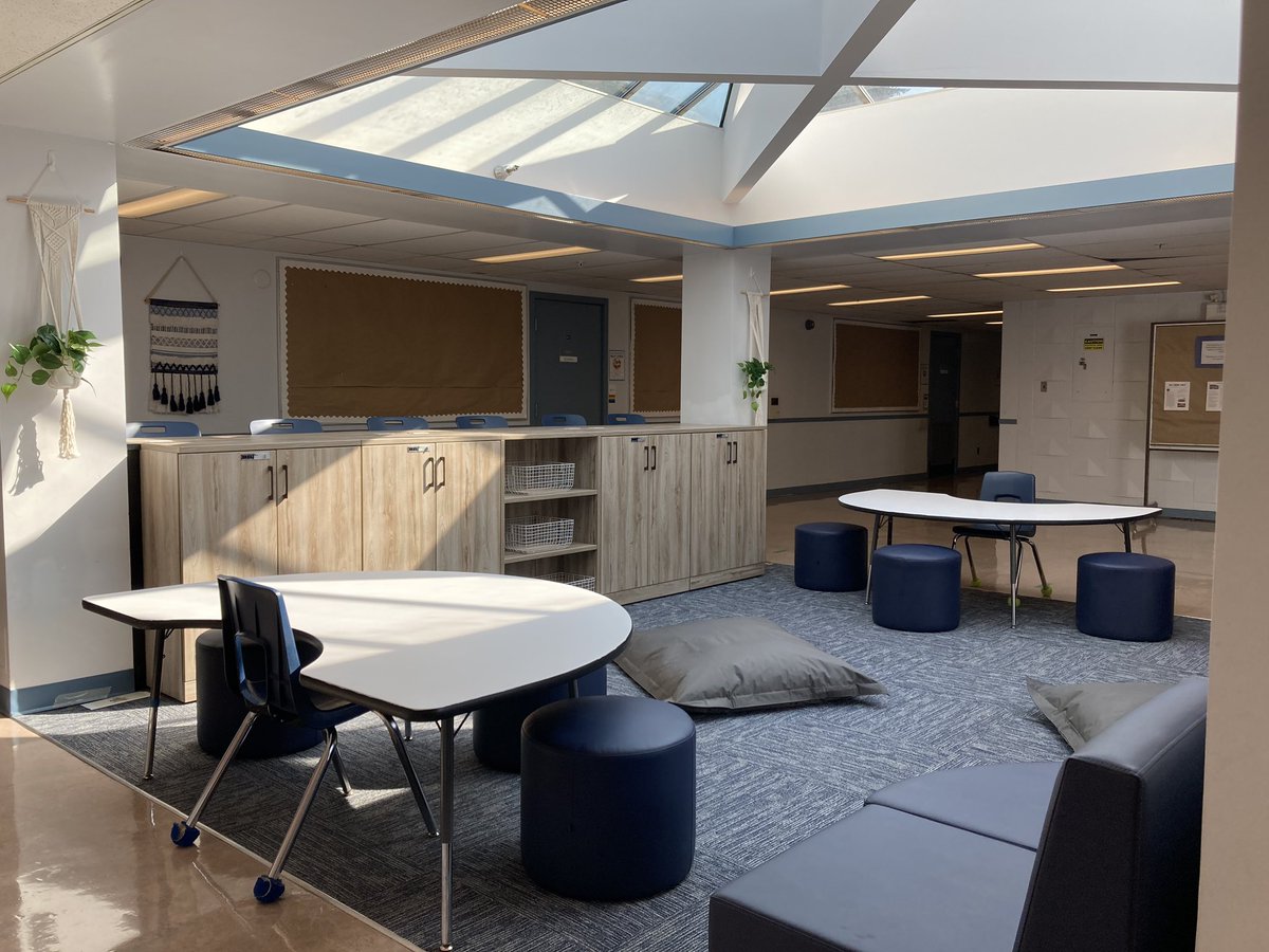 Hollyburn Elementary School tweet media