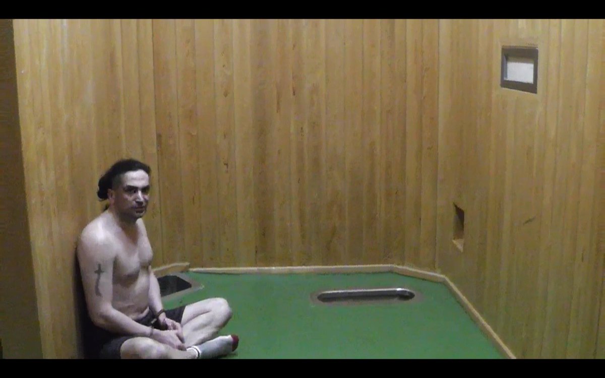 クルド難民デニスさんの牛久入管内で職員から受けた暴行事件の裁判日程が変更になりました。
【次回】2022年11月11日(金) 13:15から　東京地裁818号法廷。
証人として原告(デニスさん)側から1人、被告(法務省)側から入管職員2人(暴行した職員とその上司)が証言します。※10/28(金)から変更になりました