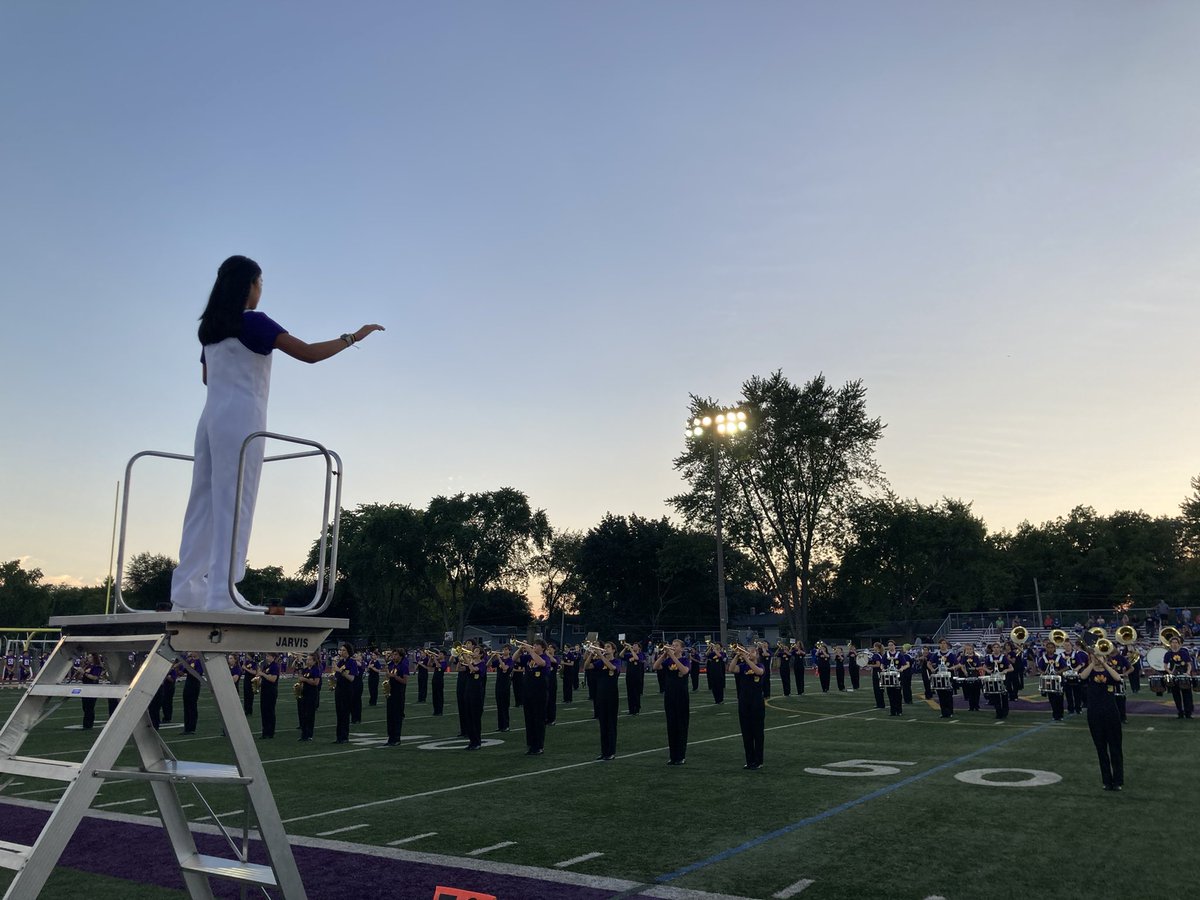 It’s a great night for some football and marching band! @MMSBand118 @WHSBand118 @BulldogLife_WHS @WaucondaHS118