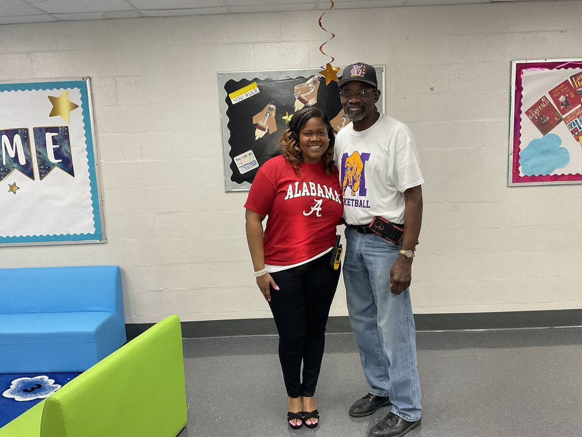 goistigers's tweet photo. Today was a represent your team type of Friday at GOIS! https://t.co/heCwMEQtaS