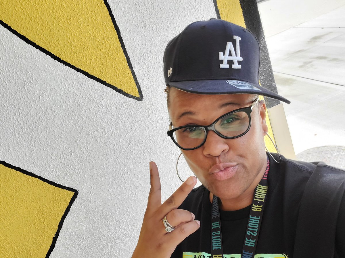 Meet them where they are and build relationships!

ST:"Mrs. Johns wear my hat and stunt on them!" Me: "Alright, I gotchu... bet." ST: "You are a different type of teacher" Me: "I know". #teambcsd <a href="/Williams_BCSD/">Williams Elementary BCSD🐾</a> #GoWildcats #hiphoped <a href="/chrisemdin/">Christopher Emdin</a> thank you! 

Being culturally is 🔑