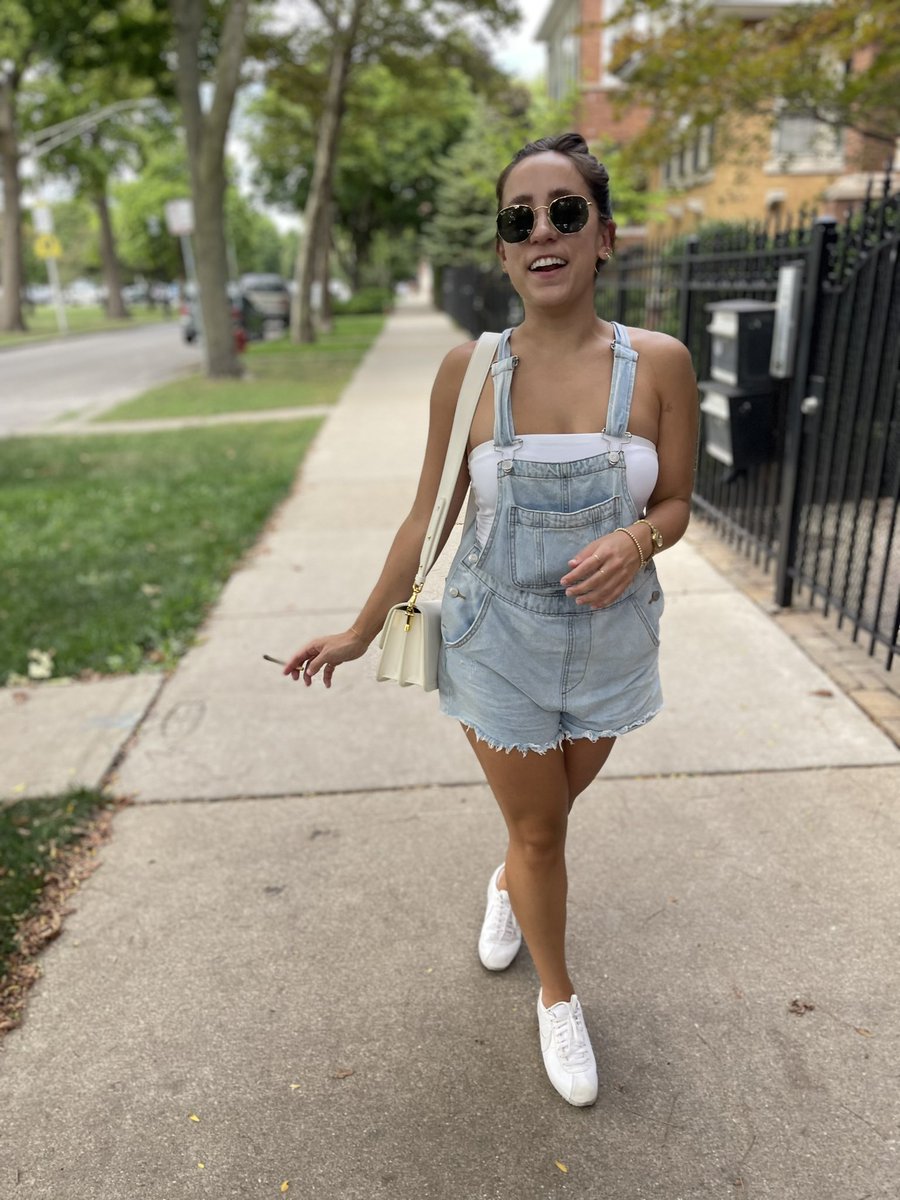 wafcreations's tweet photo. Took a couple cute pics of @AlidaBanh today. https://t.co/13U4P4B2Q6