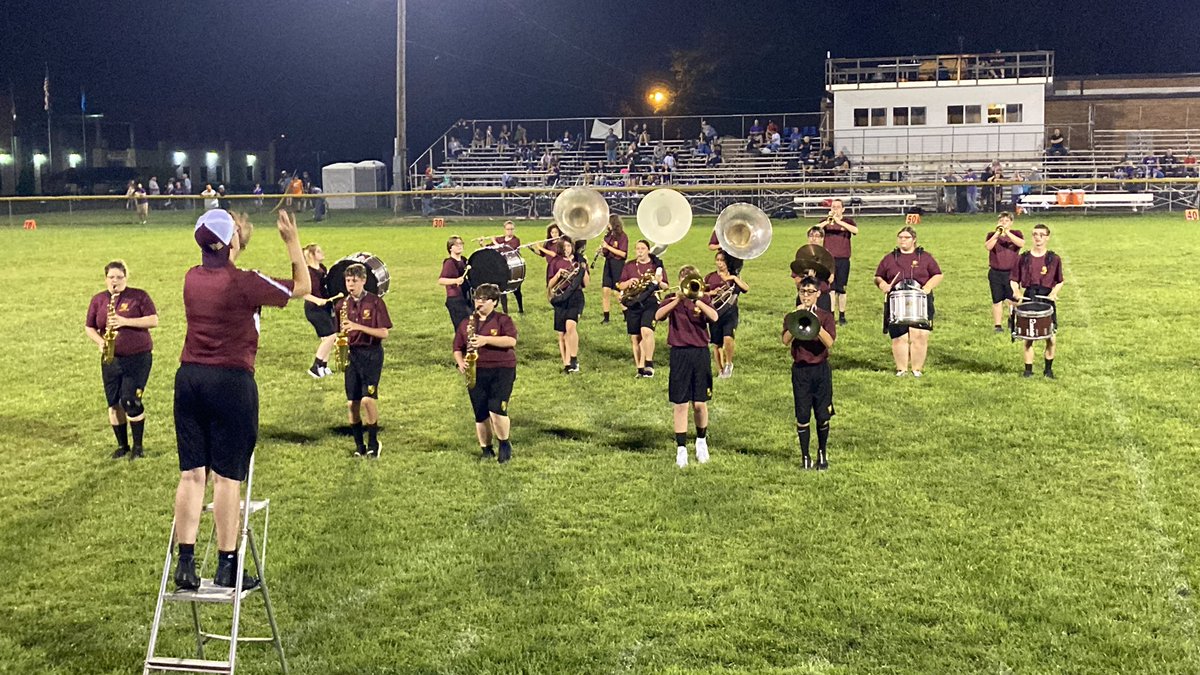 FH_Highschool's tweet image. I don’t always cheer for Southern, but when I do, it’s because the Tornados are such great hosts! Thanks, SHS! Good luck this season!