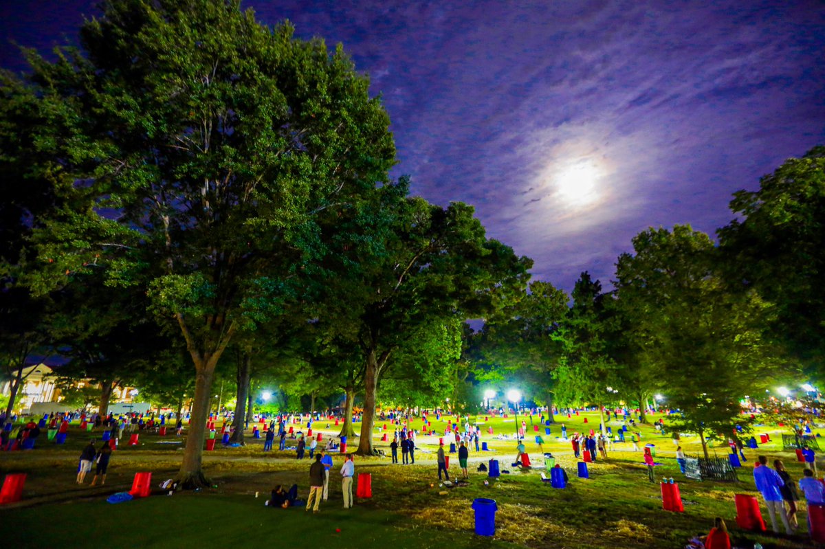 OleMissPix's tweet photo. ‘Twas the night before Ole Miss Football, when all through The Grove… https://t.co/P9uRM8Toal