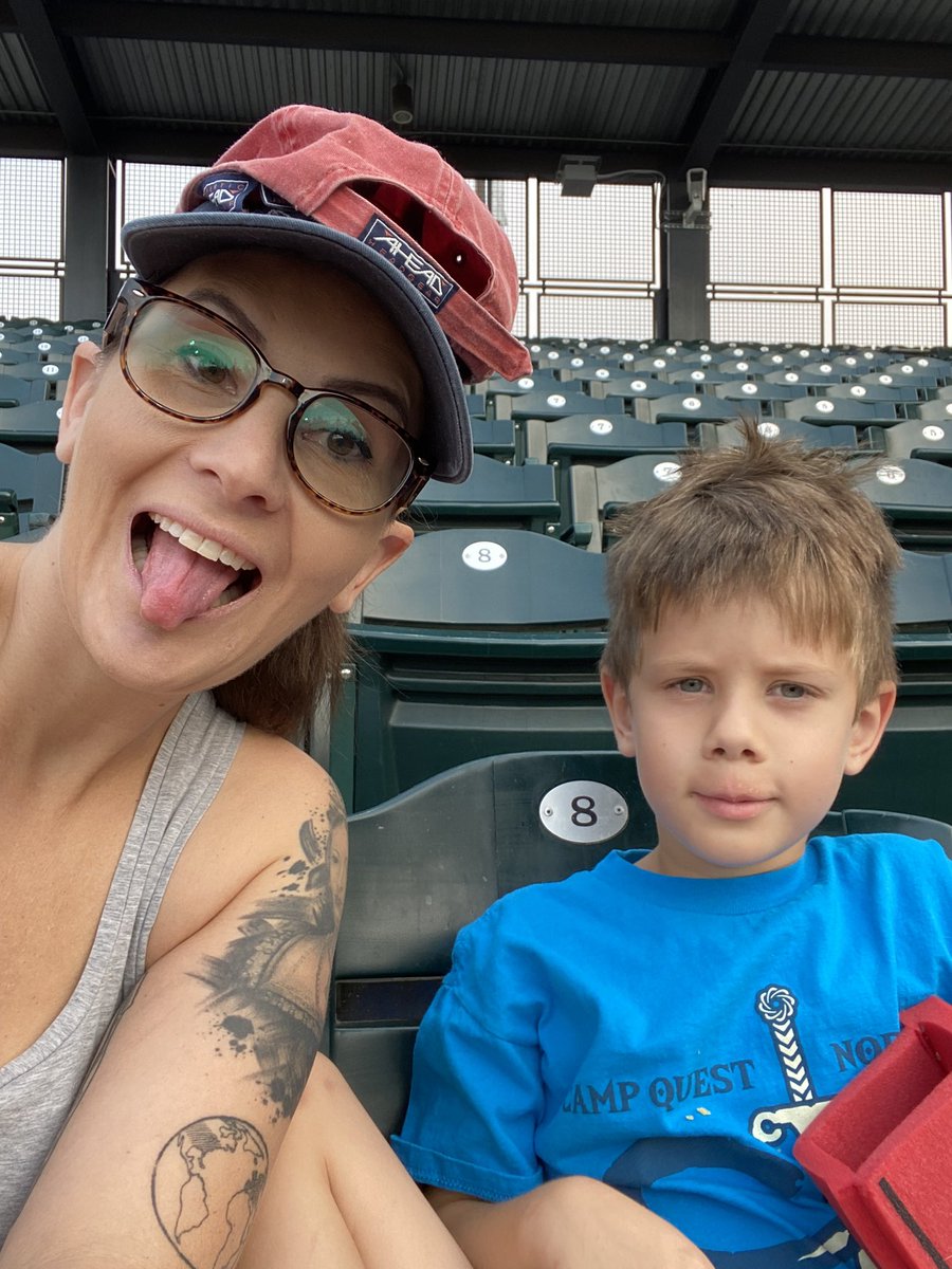 hollyfgardiner1's tweet photo. #rselfie #thisbaseball @Randy_McNair_ https://t.co/uLitaJQPV9