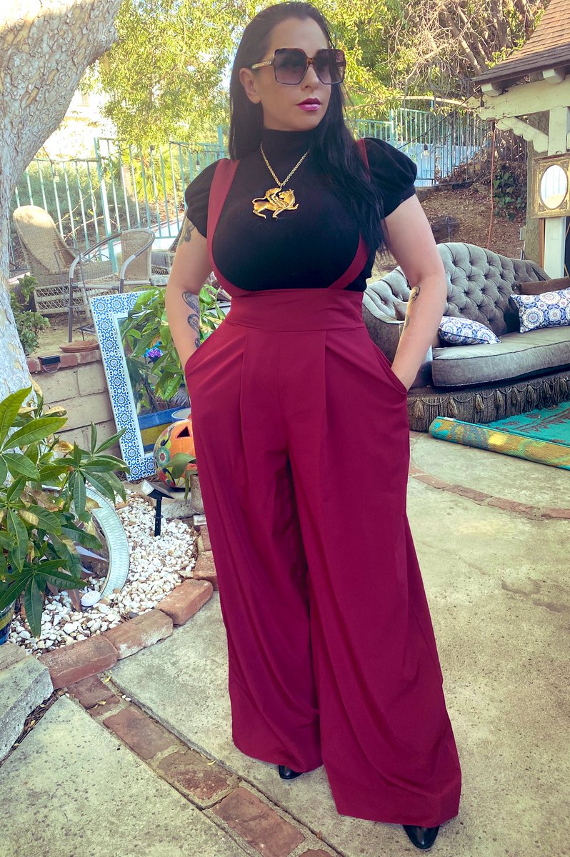 R.H. Stavis🔮 tweet media