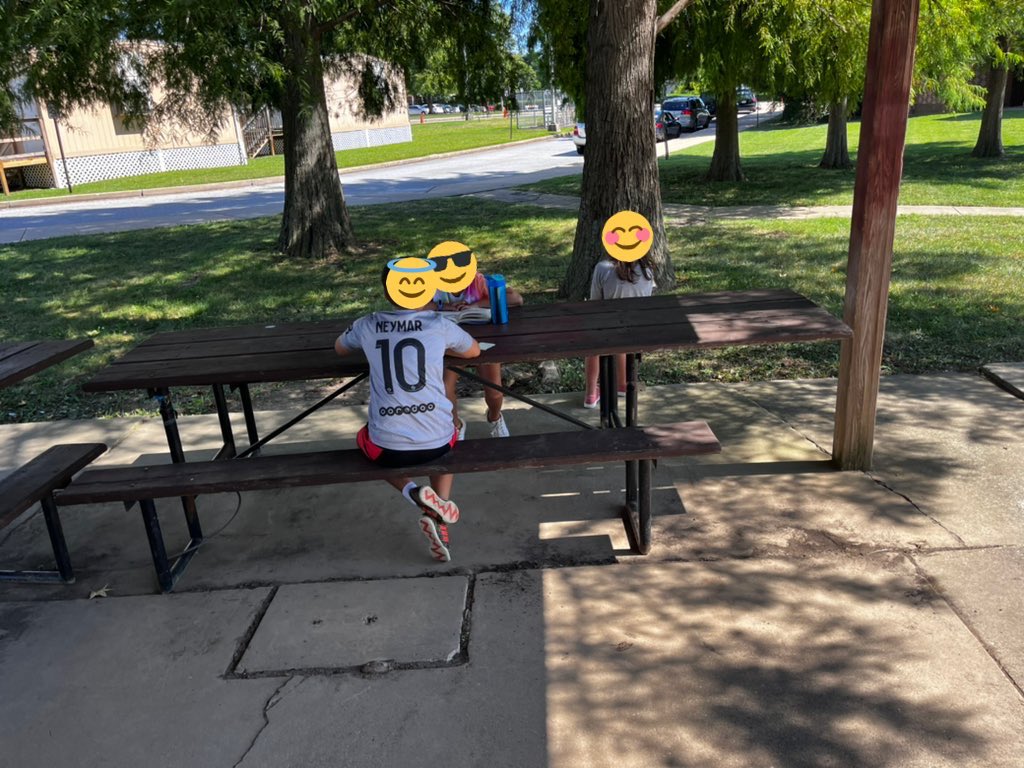 Mrs. Hill tweet media