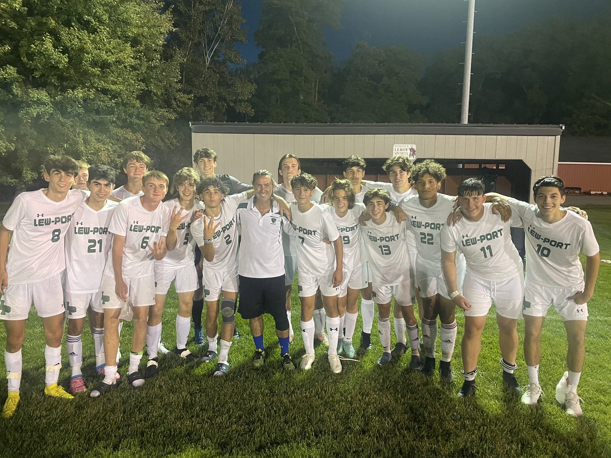 Lew-Port Green Machine ⚔️ tweet media