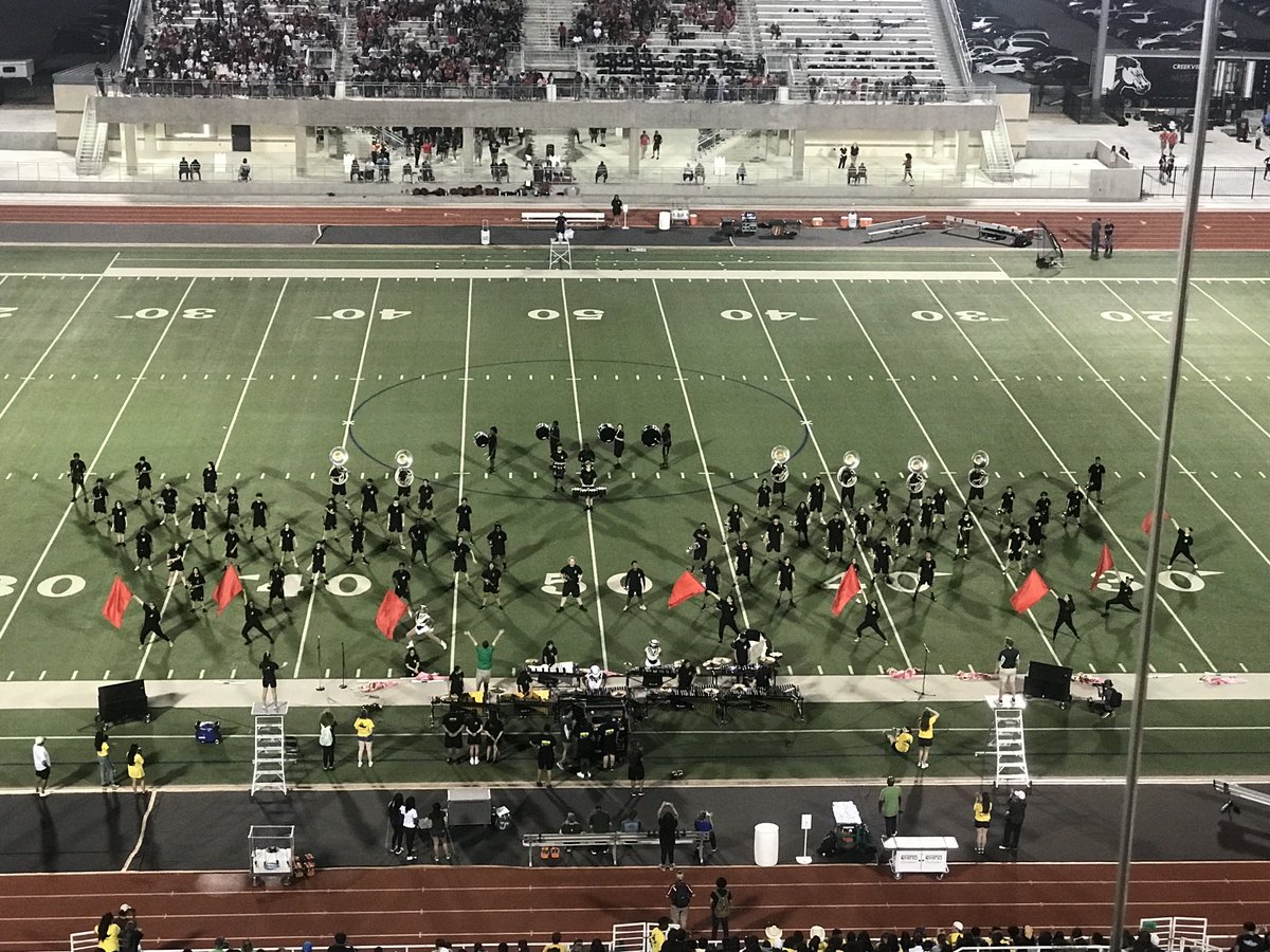 Tracy1025cfb's tweet photo. The Trojan Band marching to City Life at the Battle of Carrollton. #cfbproud ⁦@CFBISD⁩ https://t.co/SNu8qIAkVd