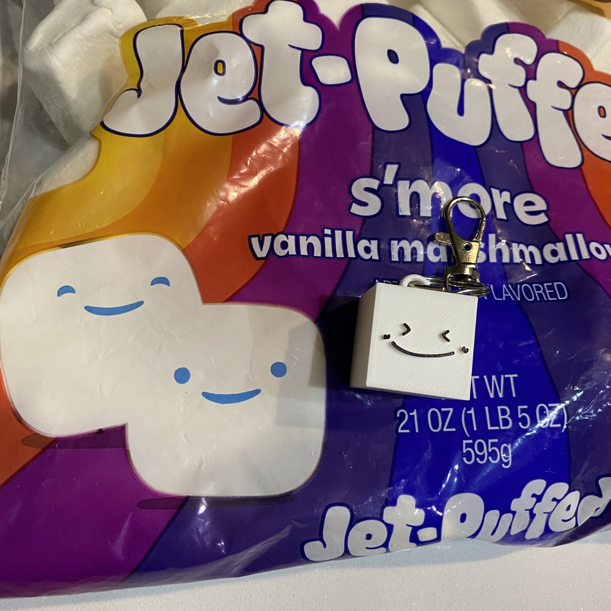 KetchupAndMayo tweet media