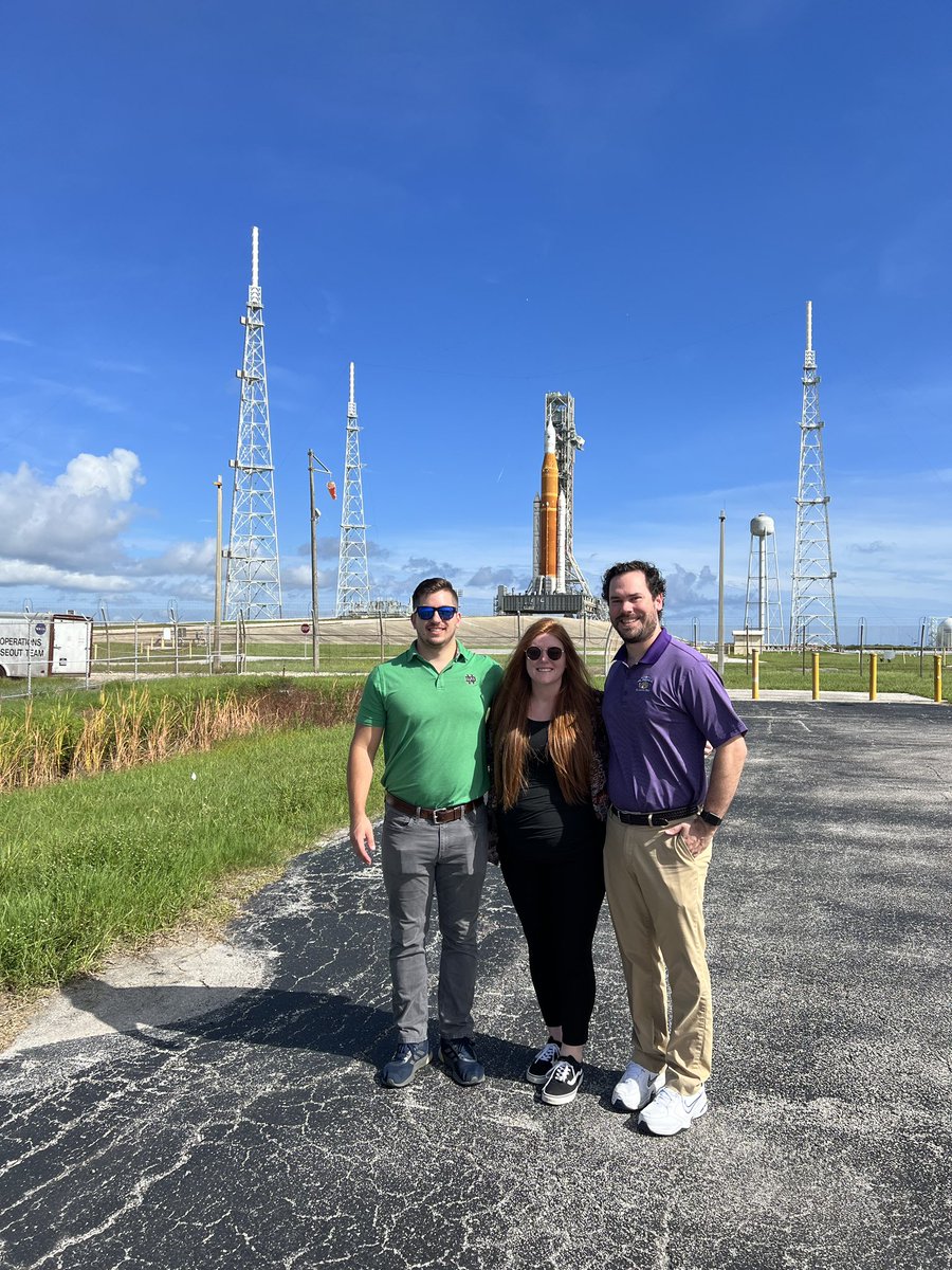 bcdunn's tweet photo. Getting to watch this rocket go up with my best friends. I have the best job ever, that’s for sure. #wearegoing #Artemis1 #sls #nasa #boeing #corestage https://t.co/gWh9rfsaZj