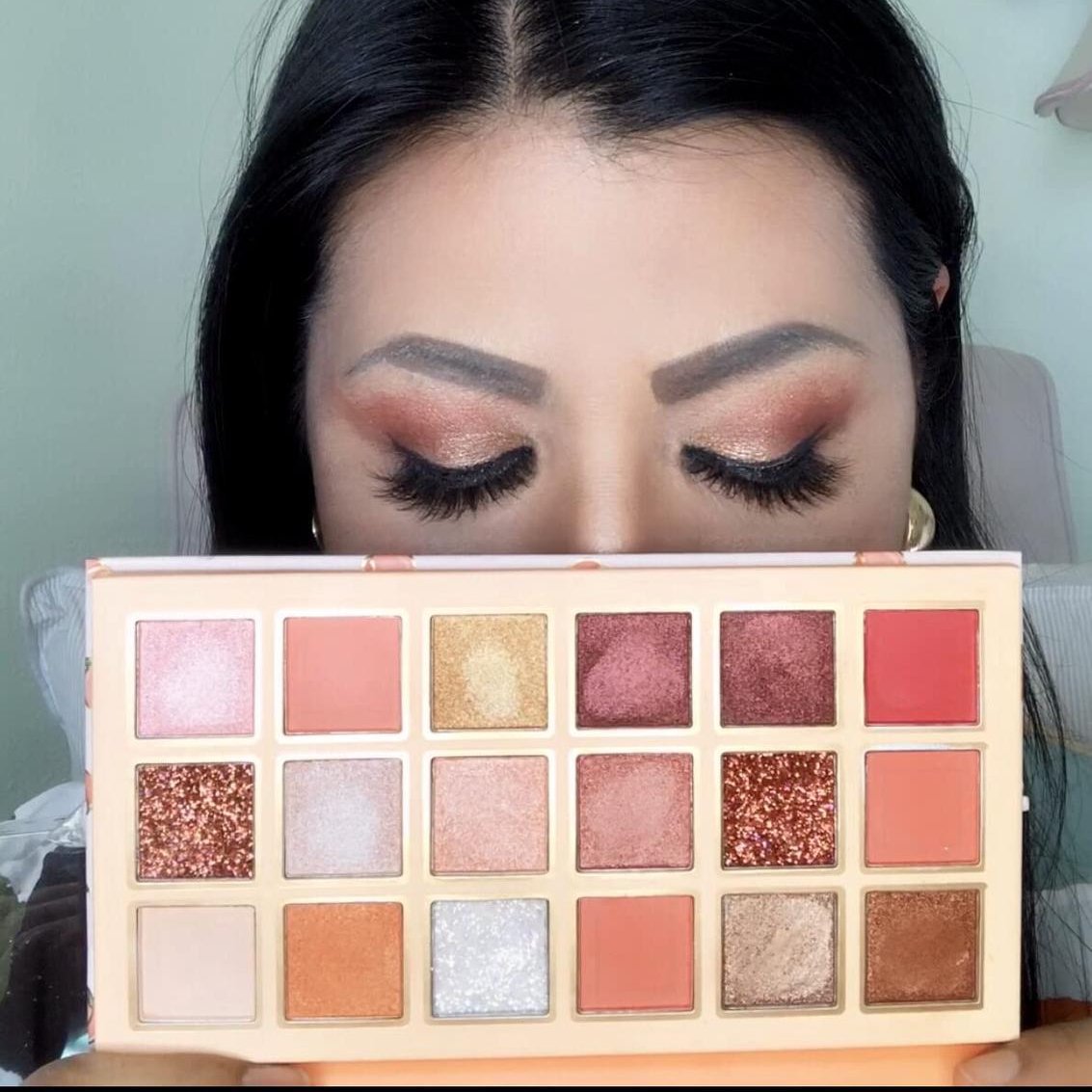 tintarkofficial's tweet photo. Thanks for your review:
“Very beautiful colors perfect for everyday look blended very well pigmented."--- Imelda
There are 15% off discounts for first order on our web:👉https://t.co/RxlwtiHeYq👈
#tintarkcosmetics #tintark #creativemakeup #runwaymakeup #eyeshadow #eyelook https://t.co/jFOQ59fZ68