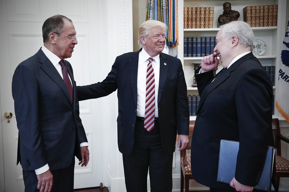 @sbaxter185 @LarryDaniels4u @glennkirschner2 @1Nastygal Yep. Lavrov and Kislyak in the Oval Office unaccompanied.