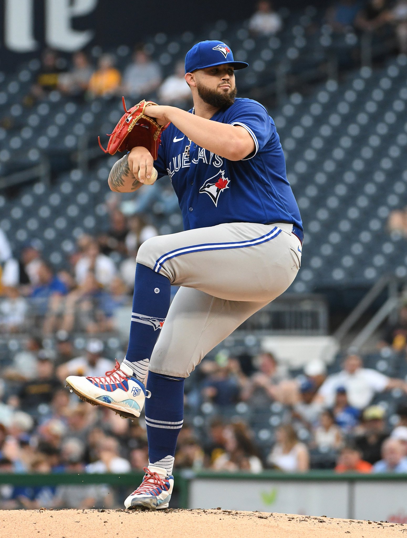 Sportsnet Stats on X: Lowest ERA through first 25 career MLB road