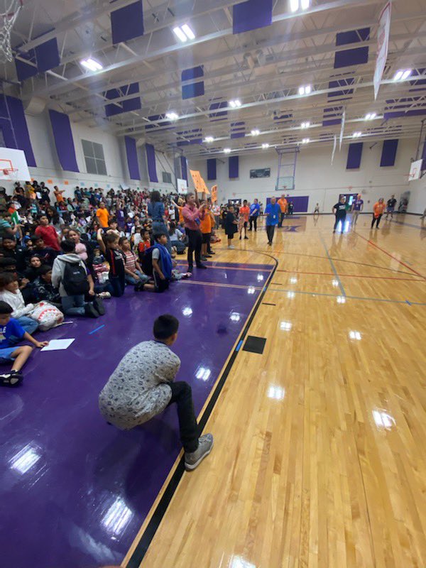 ELGINISD_EIS's tweet photo. WOW!!!! LEGACY ASSEMBLY 2 in the books and our students had the house absolutely ROCKIN’!!!! House Integridad 🟠 notches their first Cup win of the year in an oh so close finish!! Keep bringing the energy EIS! On the path to #BeTheChange and #ElevateOurLegacy! #TheIntermediate https://t.co/me6o0gDpYw