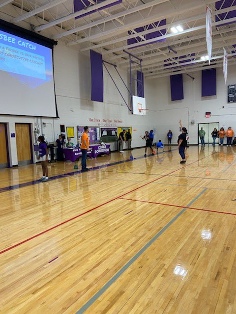 ELGINISD_EIS's tweet photo. WOW!!!! LEGACY ASSEMBLY 2 in the books and our students had the house absolutely ROCKIN’!!!! House Integridad 🟠 notches their first Cup win of the year in an oh so close finish!! Keep bringing the energy EIS! On the path to #BeTheChange and #ElevateOurLegacy! #TheIntermediate https://t.co/me6o0gDpYw