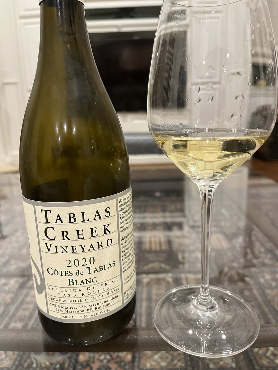 dallaswinechick tweet media