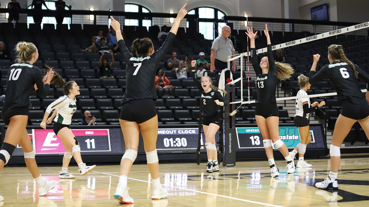 A pair of double-doubles highlighted a match of milestones and career-highs as the Spartans engaged in a five-set fight with Eastern Kentucky.

Upstate gets back after it tomorrow against rival Wofford at 2 pm.

🔗 | fal.cn/3rzIn

#SpartanArmy ⚔️