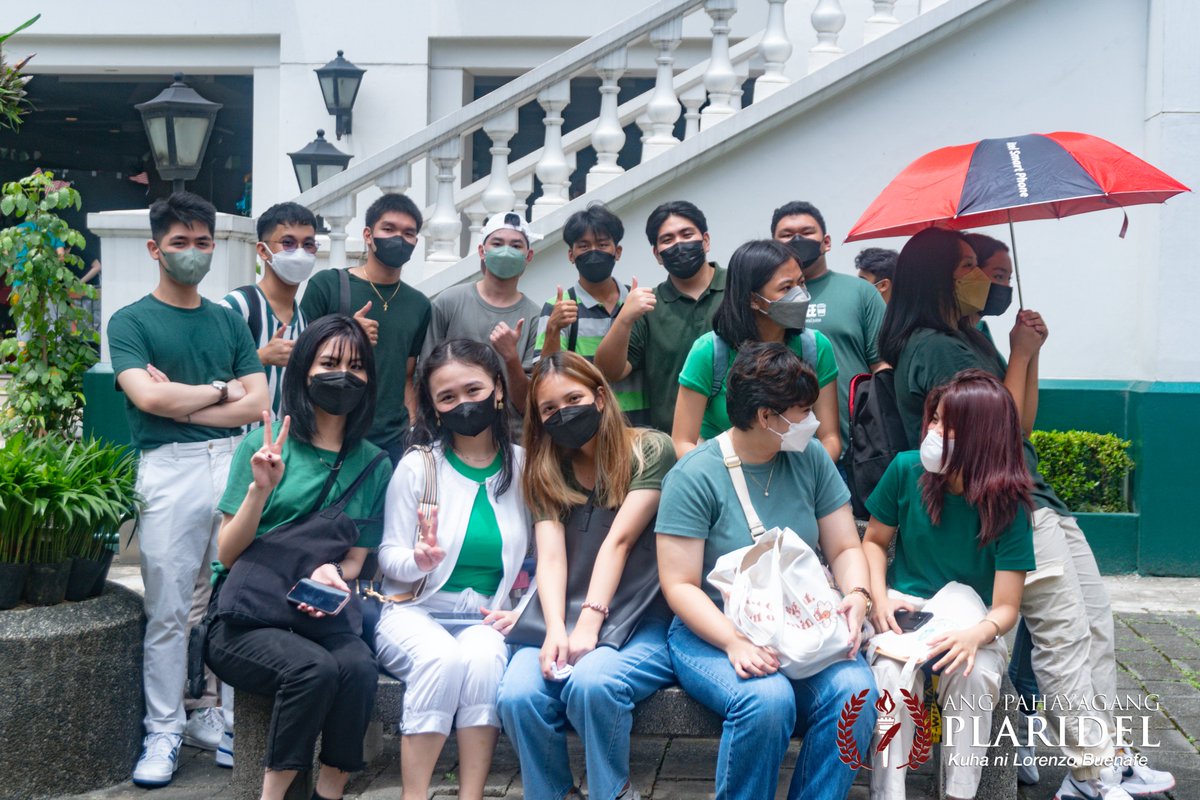 Plaridel_DLSU's tweet photo. PUSPUSAN ang pagsalubong ng pamayanang Lasalyano sa mga ID 122 ng GCOE at SOE para sa huling araw ng #LPEP2K22, Setyembre 2. https://t.co/llXWx2URjc